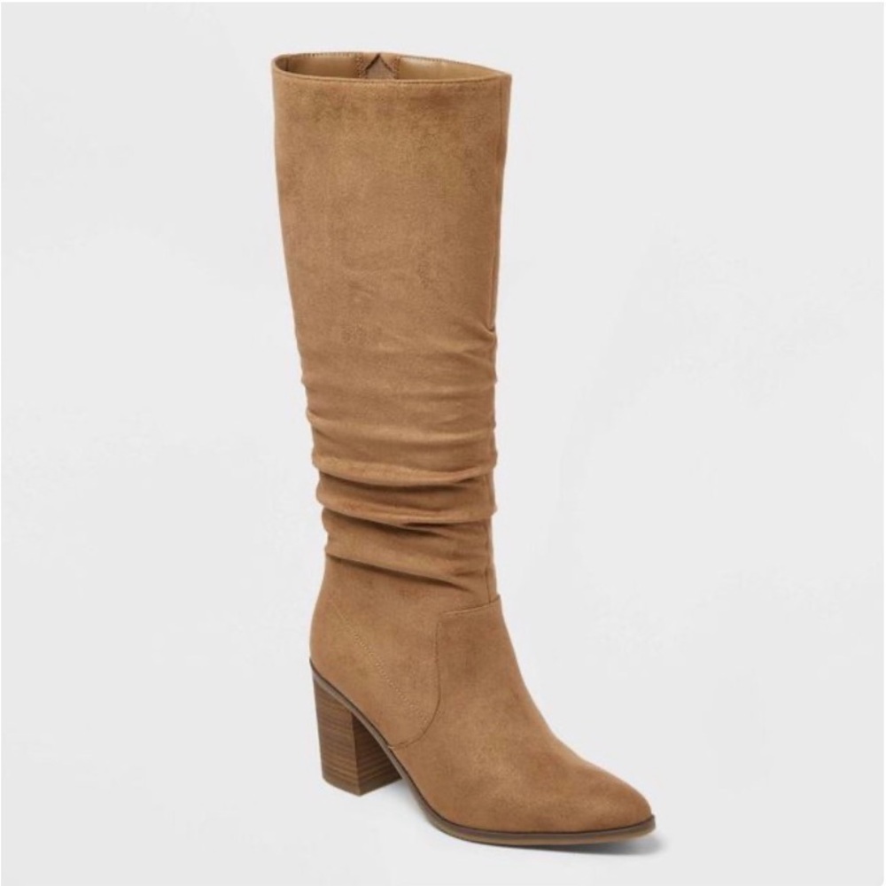 🩵NWT🩵 WOMENS WIDE CALF FAUX SUEDE CAMEL TONE W/MEMORY FOAM INSOLE SIZE 6 WC